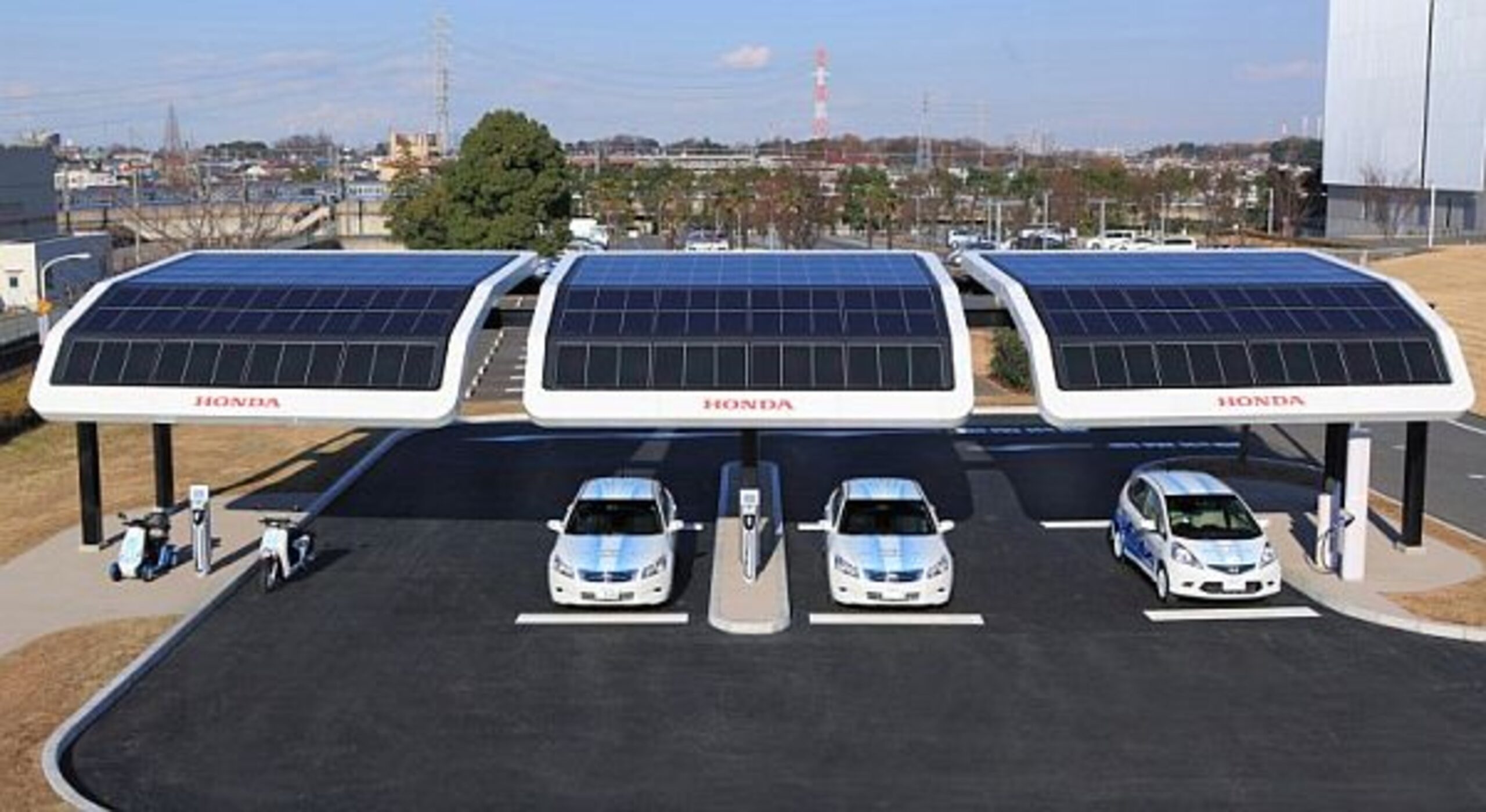 AMC plans solar-powered EV charging stations for its buses